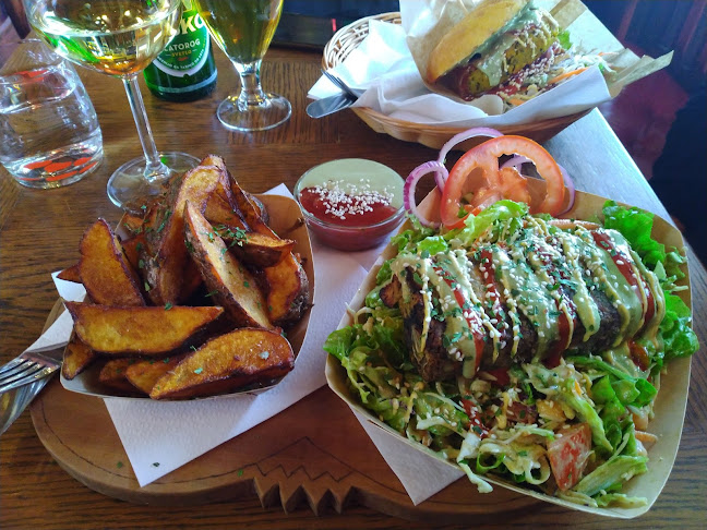 Opinii despre Public & Vegan Kitchen Bled în Bled - Gastronomija in gostinstvo