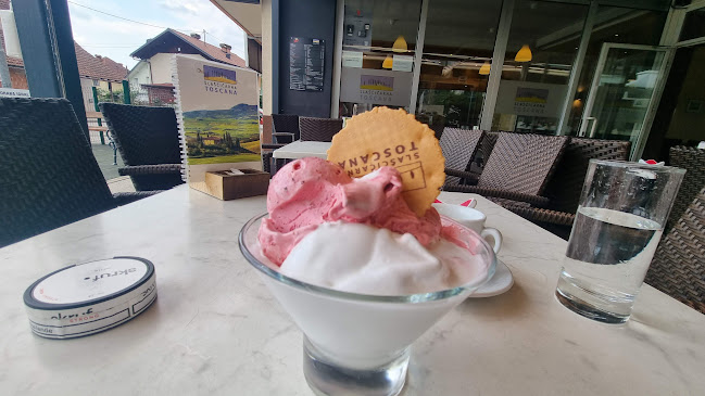 Opinii despre Slaščičarna Toscana în Kamnik - Gastronomija in gostinstvo