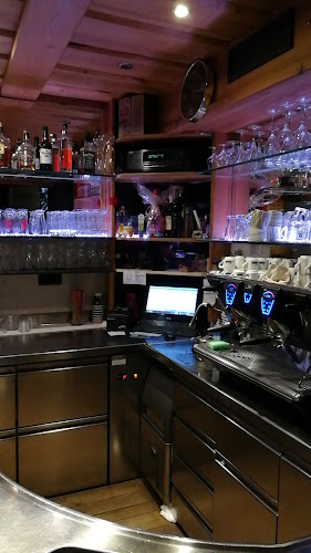 Kamin bar, gostinske storitve, Bojana Višnjič s.p.