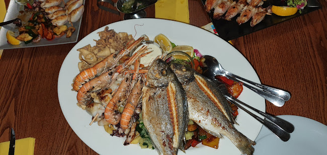 Picerija in gostilna Paradiso - Valentina - Gastronomija in gostinstvo