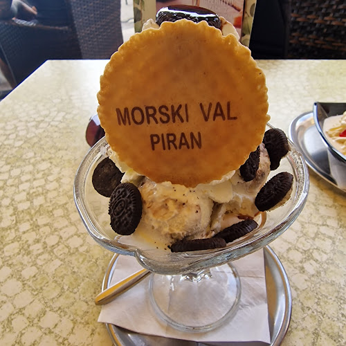 Opinii despre Morski val în Piran - Gastronomija in gostinstvo