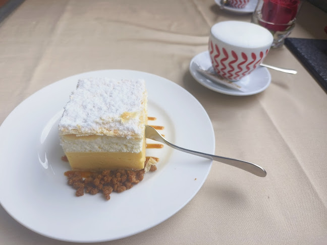 Opinii despre Café Belvedere în Bled - Gastronomija in gostinstvo