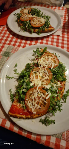 Ok Corral Pizzerija & Grill - Gastronomija in gostinstvo