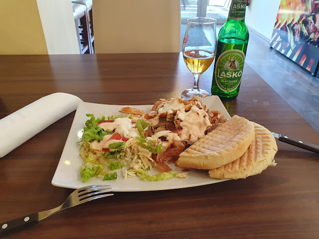 Comentarii opinii despre Okrepčevalnica MAL'CA