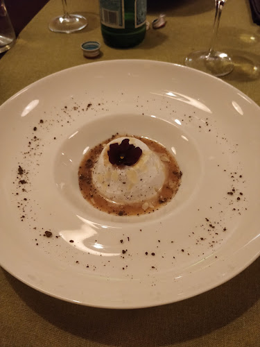 Križevniška ulica 12, 1000 Ljubljana