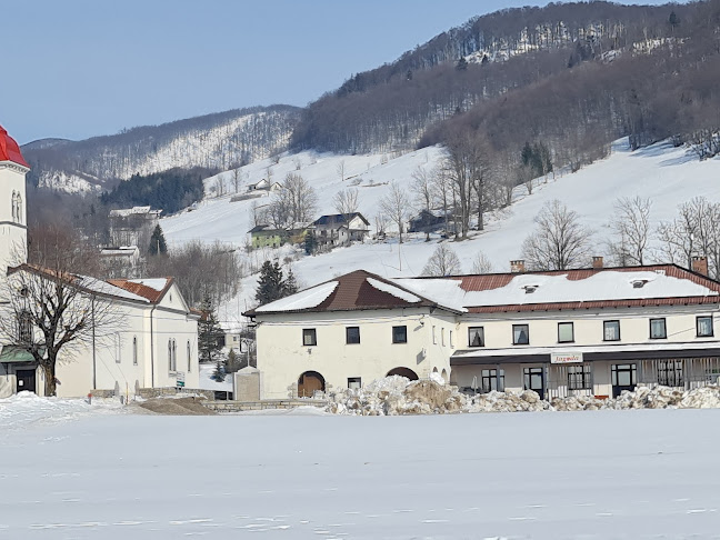 Okrepčevalnica Jagoda - Gastronomija in gostinstvo