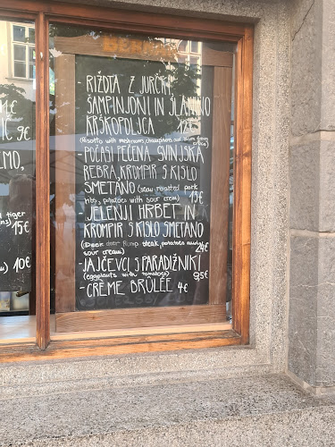 Opinii despre Javornik Arkade în Ljubljana - Gastronomija in gostinstvo