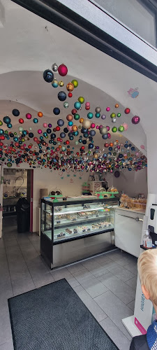 Polonine sladke skrivnosti, proizvodnja in prodaja slaščic, Polonca Krajnc Hegediš s.p. - Celje