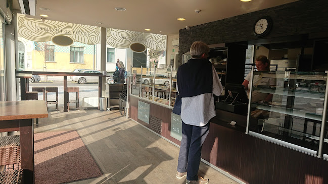 Dalmatinova ulica 2, 1000 Ljubljana