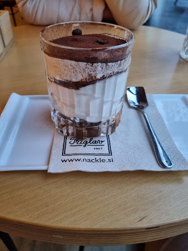 Opinii despre Kavarna Triglav (Nackle d.o.o.) în Koper - Gastronomija in gostinstvo