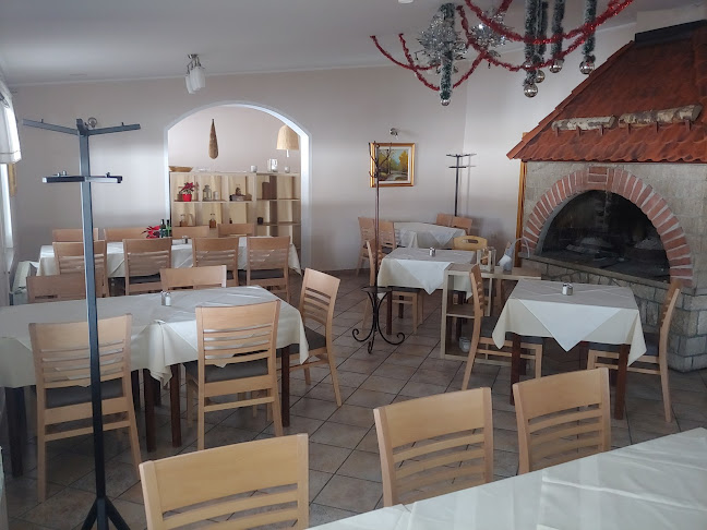 Ob kaminu - Gastronomija in gostinstvo