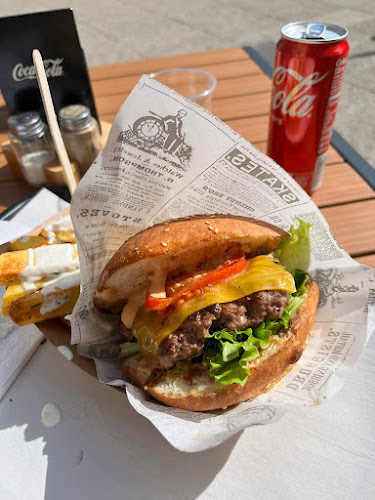 Vidovdanska cesta 9, 1000 Ljubljana