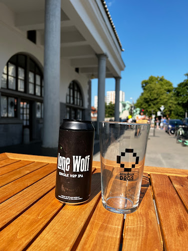 Adamič-Lundrovo nabrežje 7, 1000 Ljubljana