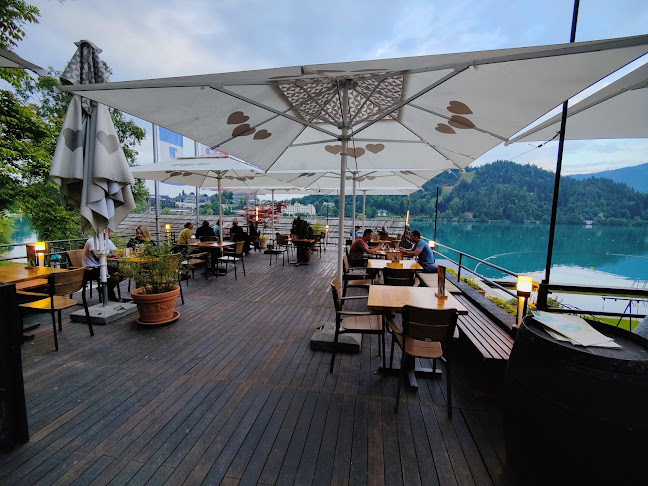 Grajska plaza Restaurant