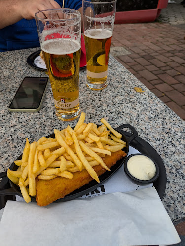 Okrepčevalnica Viki burger - Gastronomija in gostinstvo