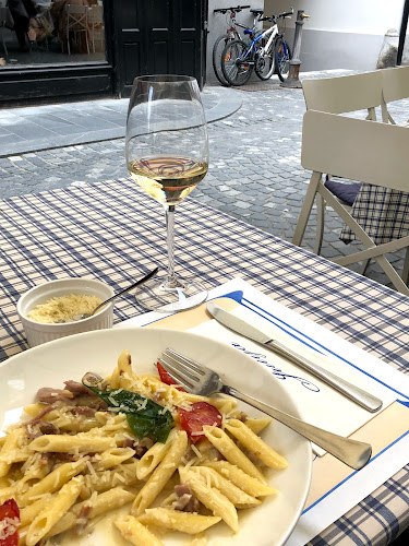 Stari trg 9, 1000 Ljubljana