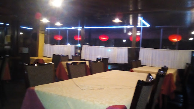 Kitajski dvor - Gastronomija in gostinstvo