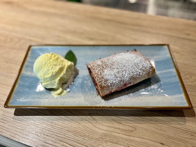 Comentarii opinii despre PIZZERIA DAL FORNO