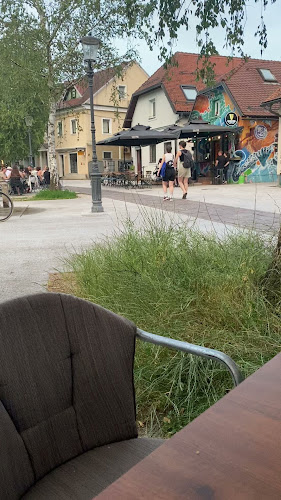 Eipprova ulica 11, 1000 Ljubljana