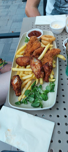 Lipa Plac Restaurant & Apartments, RV park - Gastronomija in gostinstvo