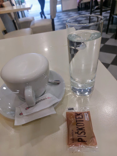 Kavarnica Trubar - Gastronomija in gostinstvo