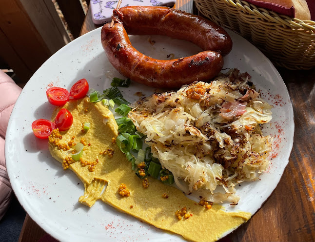 Hiša Pr' Pristavc - gostilna in pizzerija - Gastronomija in gostinstvo