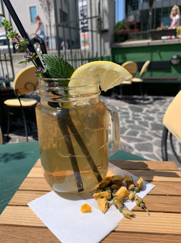 Opinii despre Kavarna Carniola în Kranj - Gastronomija in gostinstvo