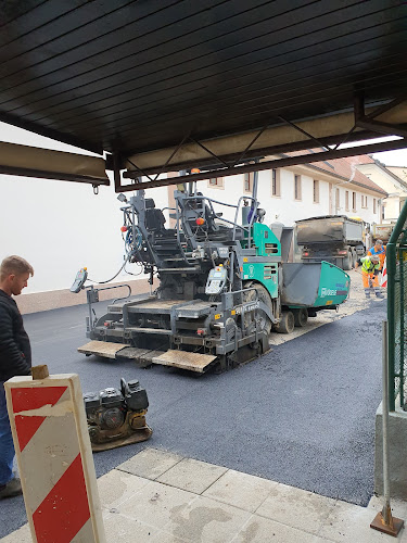 Opinii despre Oldtimer bar în Vrhnika - Gastronomija in gostinstvo