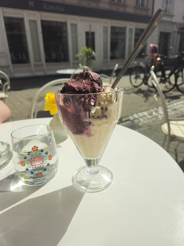 Opinii despre Ilich slaščičarstvo în Maribor - Gastronomija in gostinstvo