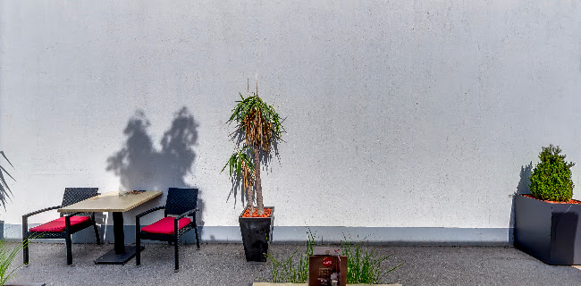 Sarajevski grill Pavza - Gastronomija in gostinstvo