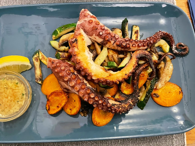 Opinii despre Vino & Ribe în Ljubljana - Gastronomija in gostinstvo