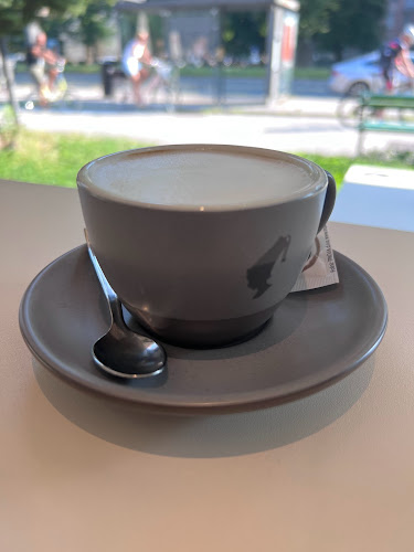 Coffee Point Šiška - Gastronomija in gostinstvo