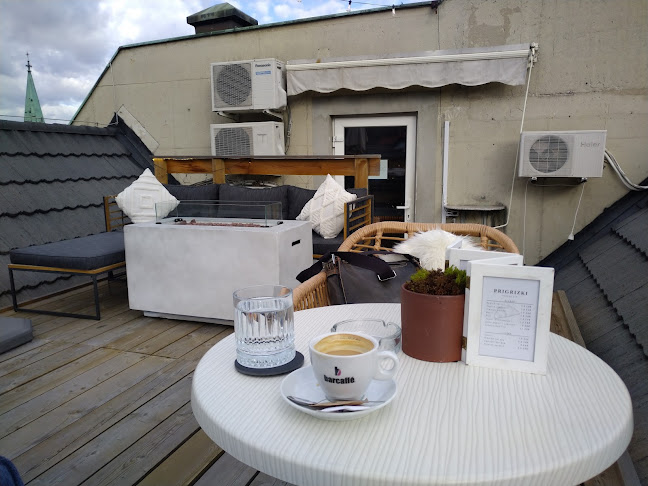 Streha XIV - Gastronomija in gostinstvo