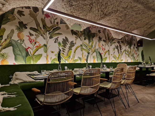 Gornji trg 15, 1000 Ljubljana