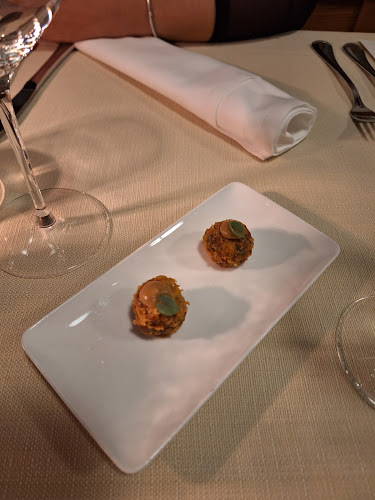 Opinii despre Dvor Jezeršek Brnik în Cerklje na Gorenjskem - Gastronomija in gostinstvo