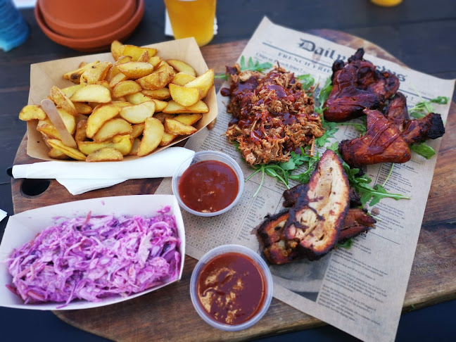 Flying Smoker - Gastronomija in gostinstvo