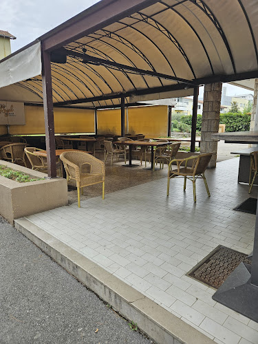 Okrepčevalnica Royal Nataša Sluga s.p. - Gastronomija in gostinstvo