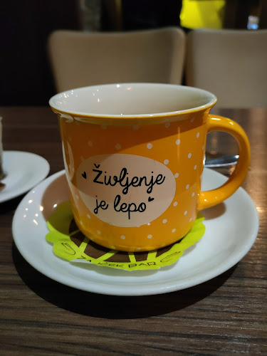 Comentarii opinii despre Zajček bar