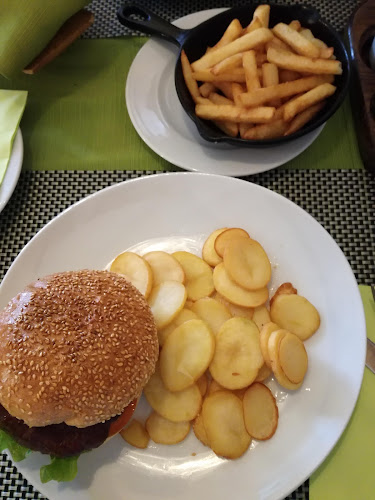 Kranjska cesta 2, 4240 Radovljica