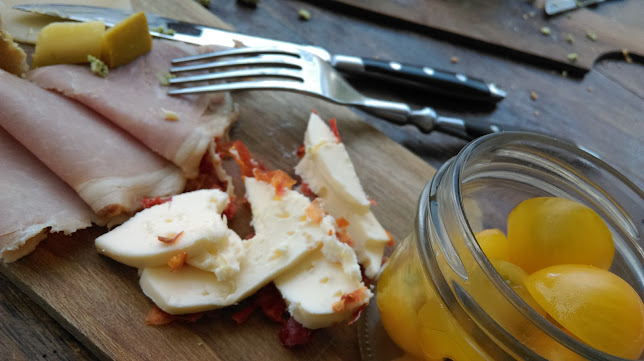 Cankarjevo nabrežje 13, 1000 Ljubljana