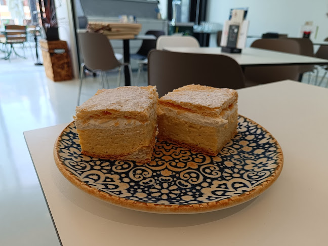 Kavarna Stari trg - Gastronomija in gostinstvo