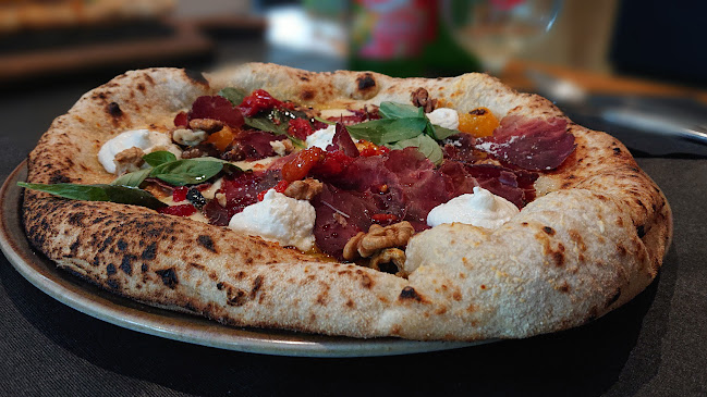 Opinii despre Gostilna Tri zvezde, Erika Kure s.p. în Kočevje - Gastronomija in gostinstvo