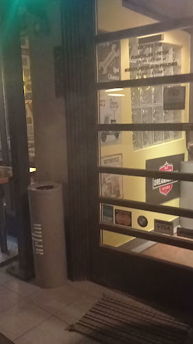 Okrepčevalnica Pizzeria Garaža