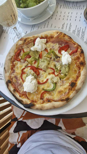 Opinii despre Prevoz stvari in "Bistro Piccolo" Sašo Nemec s.p. în Radenci - Gastronomija in gostinstvo