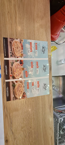 S - Caffe- kavarna, sobe in wellness