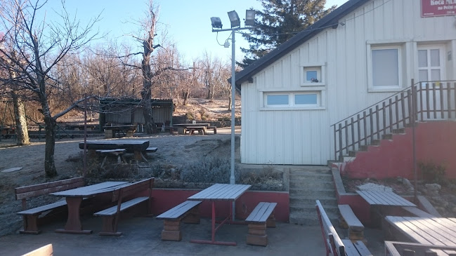 Koča Mladika na Pečni rebri (733 m) - Postojna