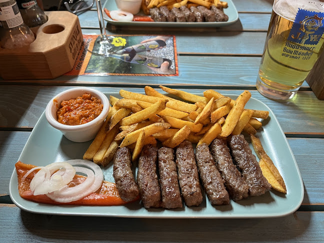 Opinii despre Svinjak Bar & Grill în Bovec - Gastronomija in gostinstvo