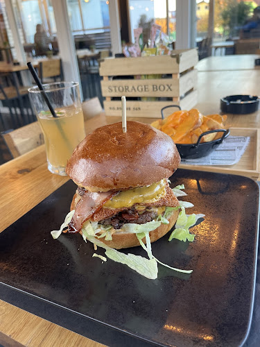 Opinii despre BOOTL’ S BURGERS & MORE în Maribor - Gastronomija in gostinstvo