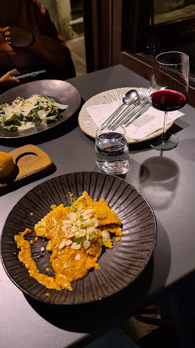 Gallusova ulica 2, 6330 Piran