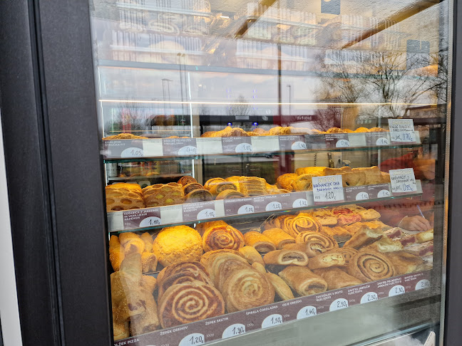 Pekarna Pečjak P-Stop P+R Barje - Gastronomija in gostinstvo